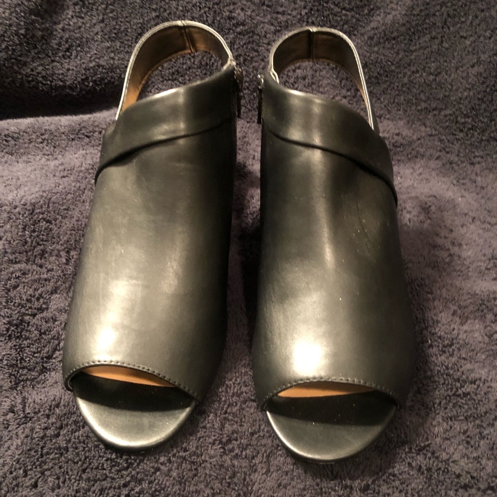 Women’s Black Heel Sandals